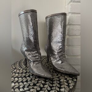 New Carvela Silver Chainmail Women's Boots size 8